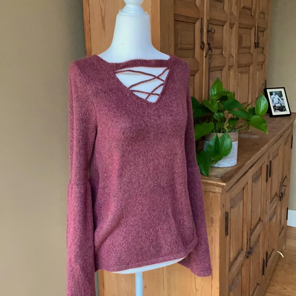 American Eagle cozy dark mauve sweater V neck/Scoop neck Criss cross knitted